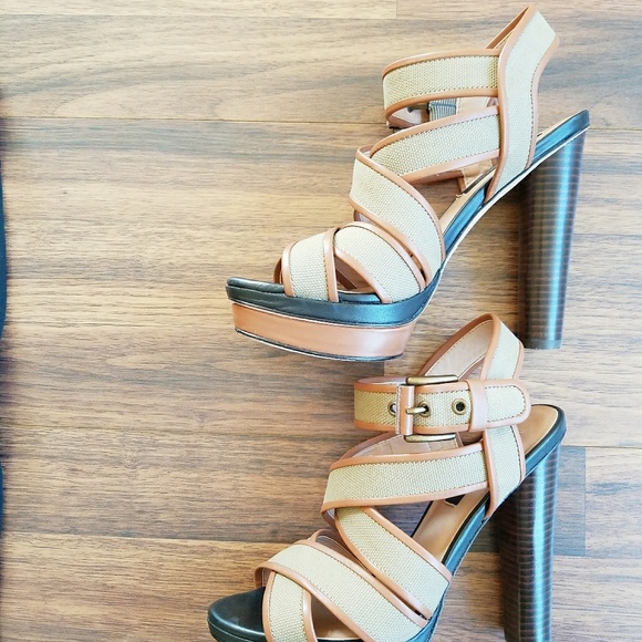 Ann Taylor RARE Canvas Platform Sandals size 6.5 - Picture 2 of 8